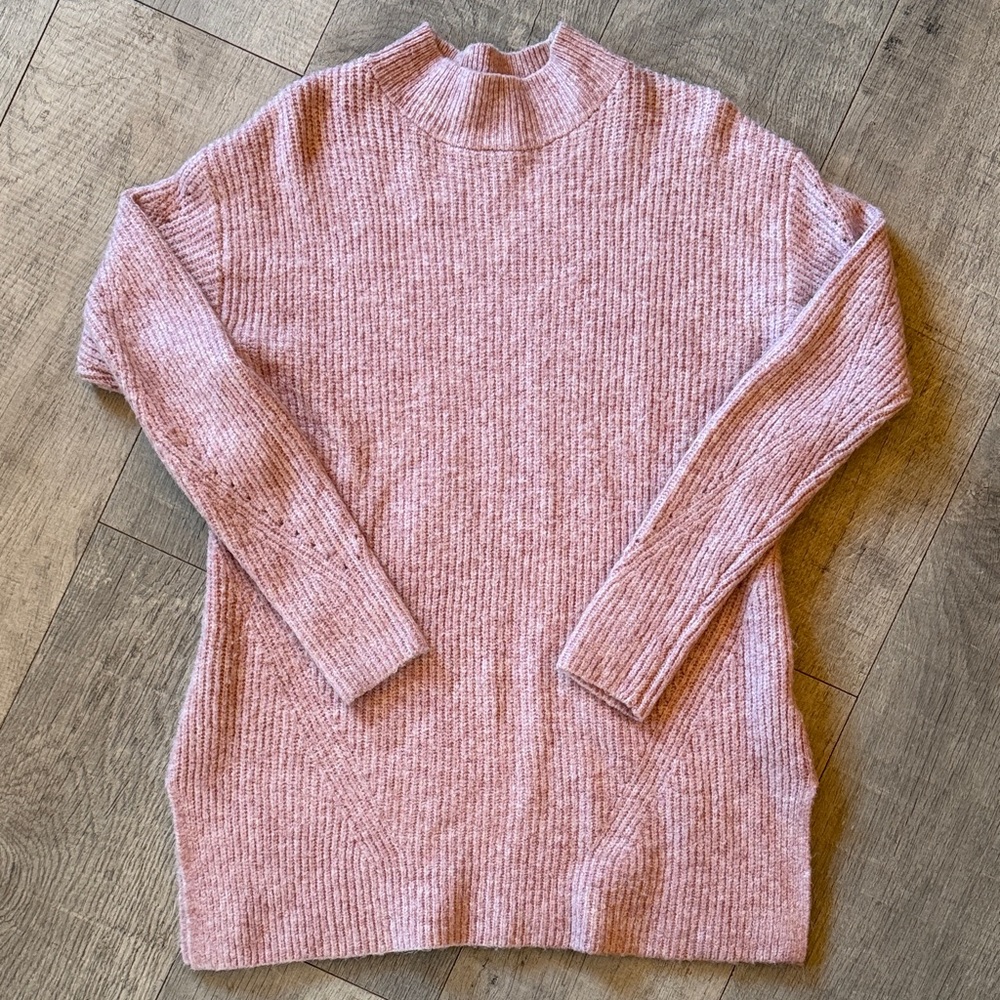 Old Navy Pink Knit Sweater